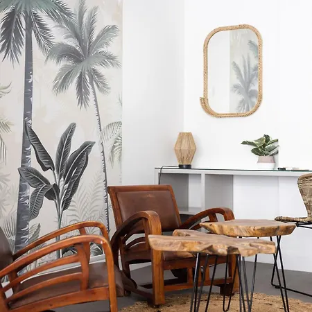 מלון La ז'ואן-לה-פינס