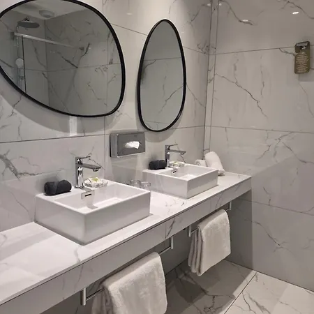 Готель La 3*
